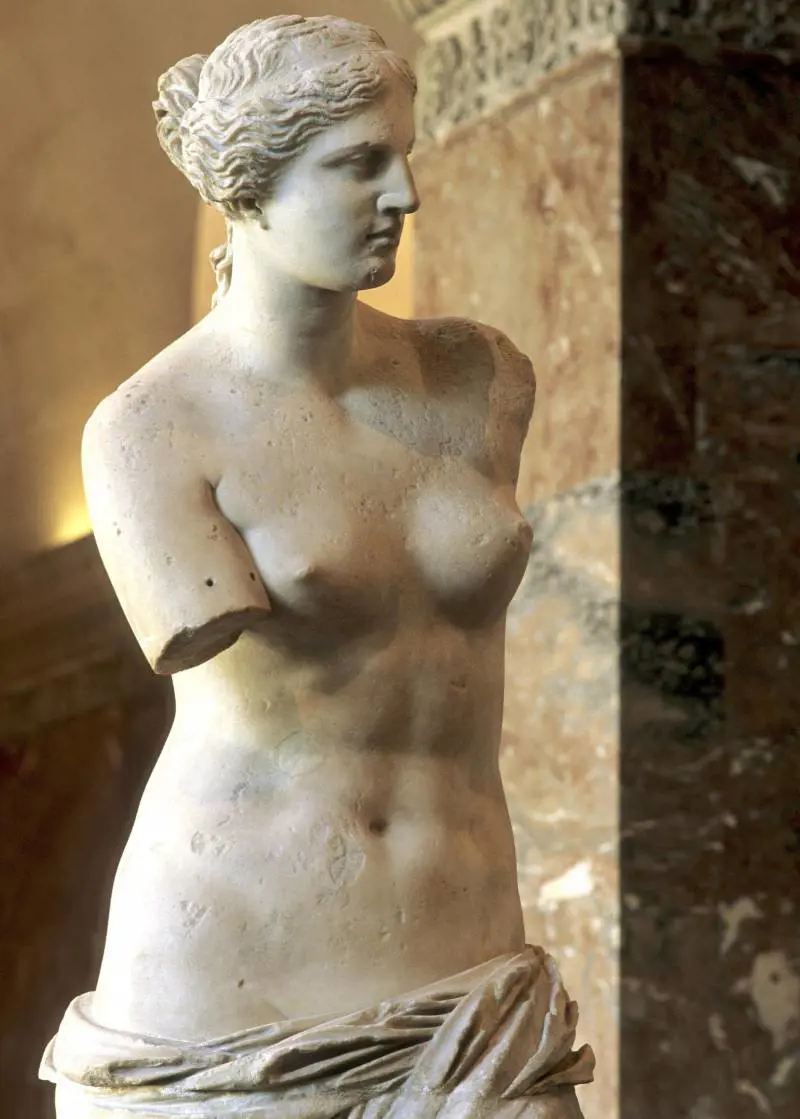 Venere, divinità in terra che da millenni seduce gli umani e l’arte