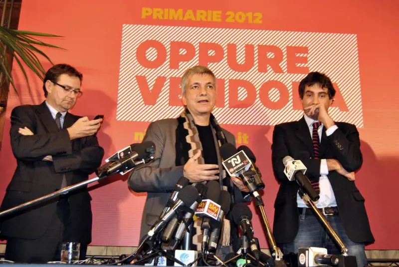 Nichi Vendola nella sala stampa allestita all'hotel Palace di Bari