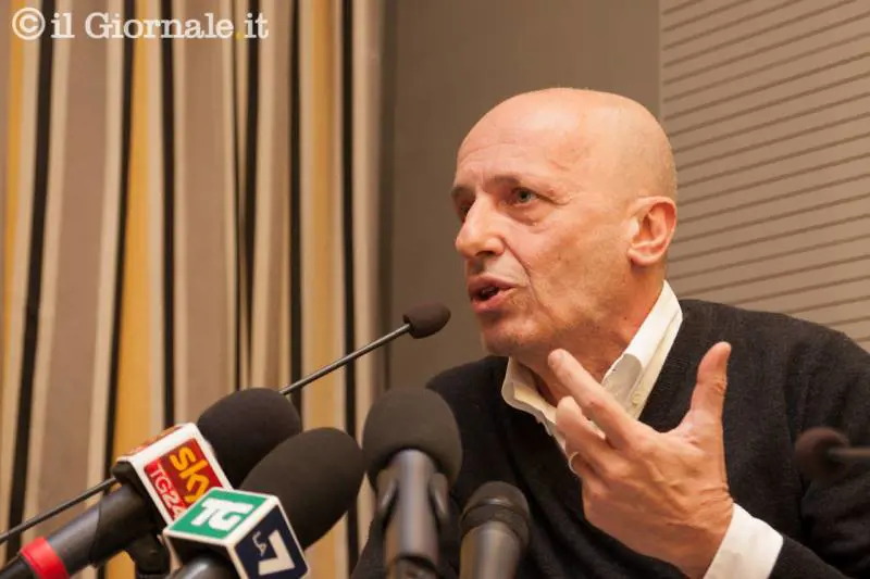 Solidarietà di politici e colleghi a Sallusti