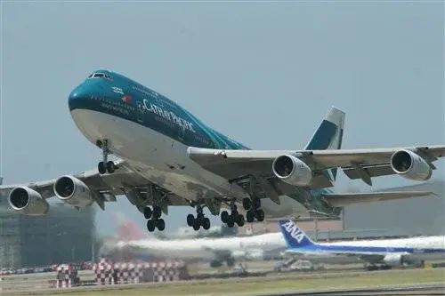 Alleanza Cathay Pacific, Ntv e Sea: Hong Kong ad alta velocità