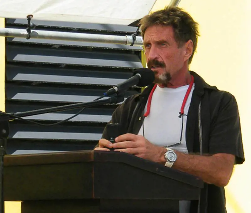John McAfee, il pioniere degli antivirus per i computer