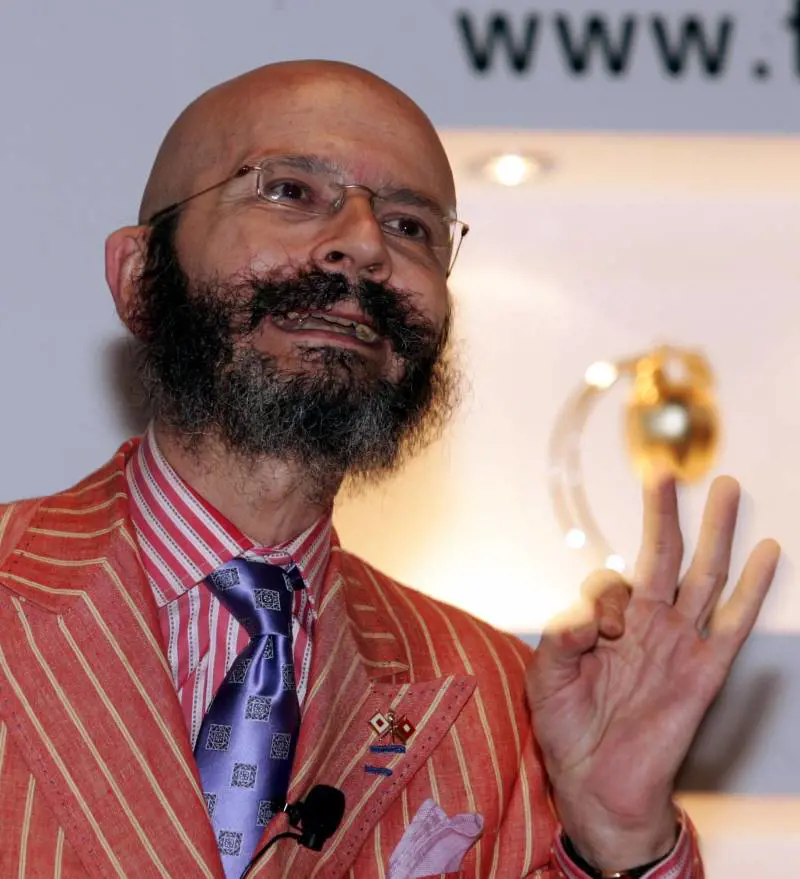 Oscar, il dandy vittoriano che ora spopola coi comizi