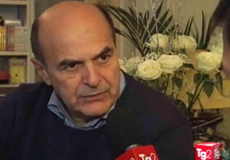 Bersani temporeggia sul Prof: «Vediamo da che parte starà»