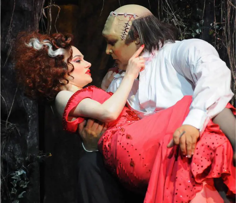 «Frankenstein jr» balla e canta sul palco del teatro della Luna