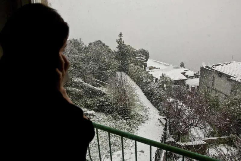 Neve a Roma e sui Castelli Romani Imbiancato anche il resto d'Italia