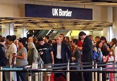 Gli spot anti immigrati di Londra