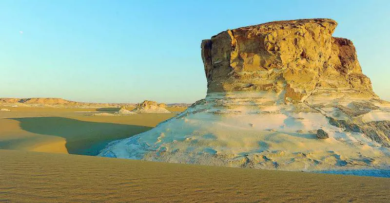 Tra tesori di gesso, roccia e oro Il Sahara è uno scrigno di magie