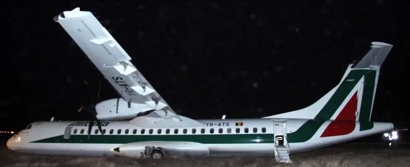 Alitalia atterra in tribunale: frode