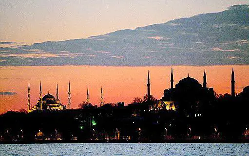 Genova-Istanbul: più che amiche, gemelle