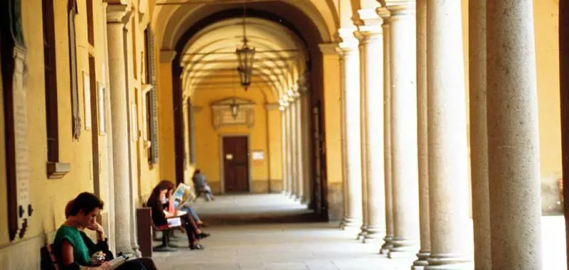 Tangenti all'università, prof in cella