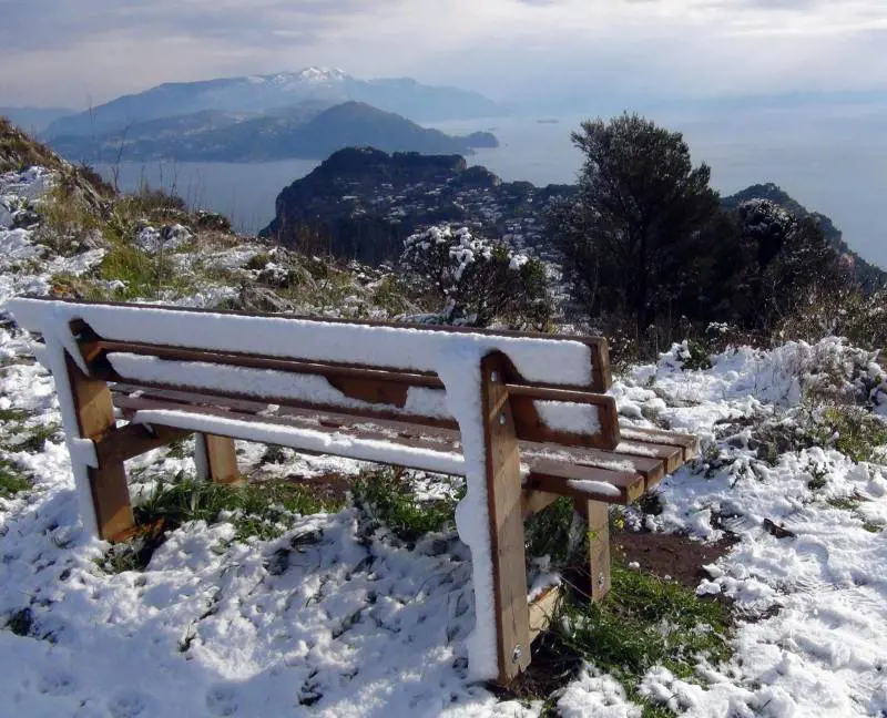 Big Snow imbianca pure Capri e Liguria