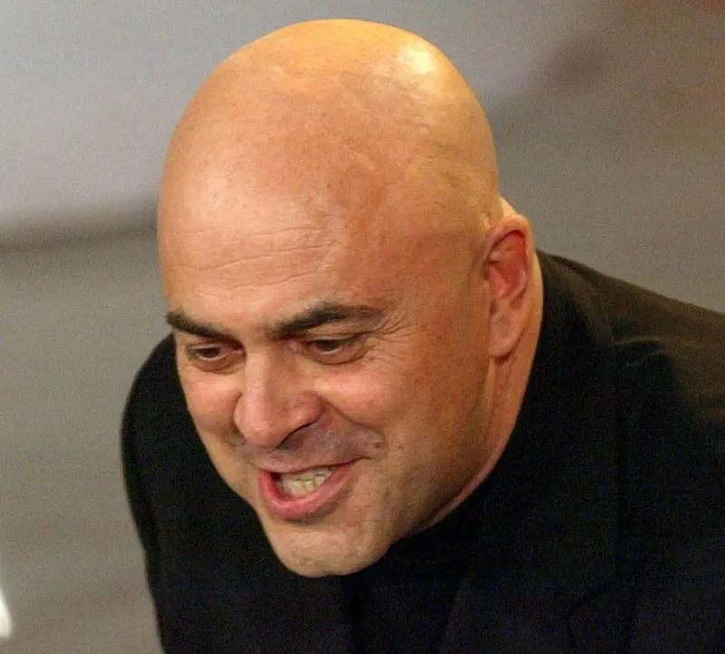 La tentazione di Crozza: imitare Ratzinger