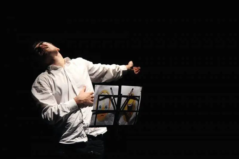Luca Trezza, un bel soliloquio sulla vita al tempo di Internet