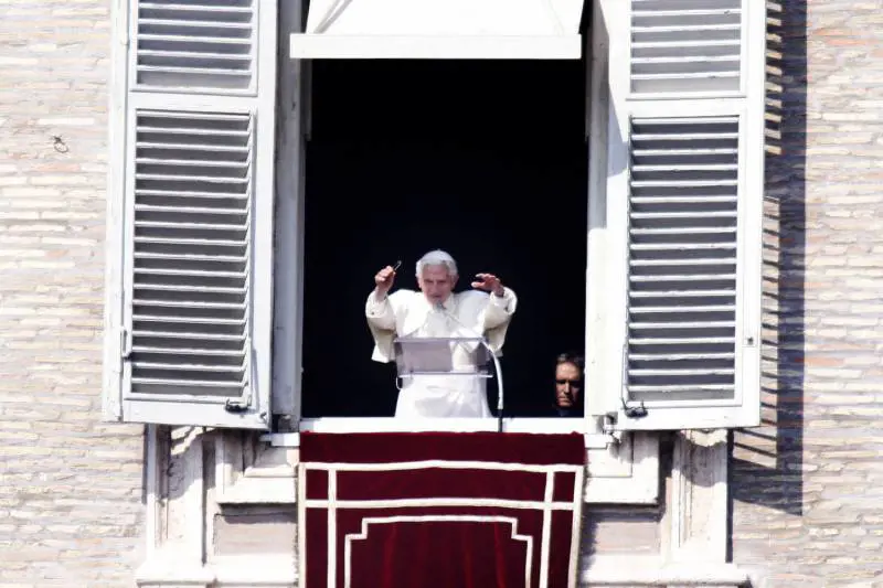 L'ultima settimana da Pontefice per sfidare la Curia