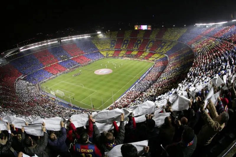 Camp Nou a porte chiuse, "jolly" Napoli