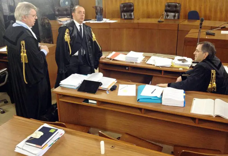 Il pm Antonio Sangermano e gli avvocati Piero Longo e Niccolò Ghedini