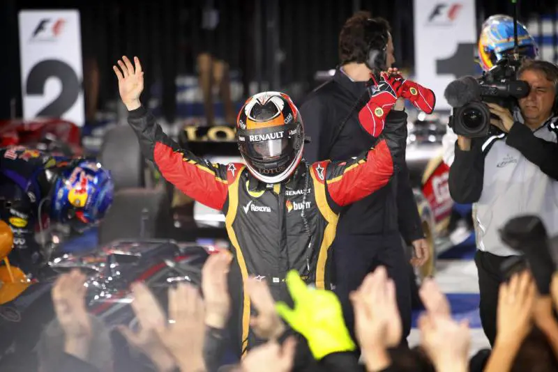 Formula 1, a Melbourne trionfa Raikonnen: dietro Alonso e Vettel