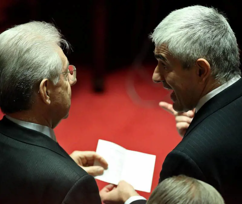 Il centrino dei veleni, Casini contro Monti: "È rissoso"