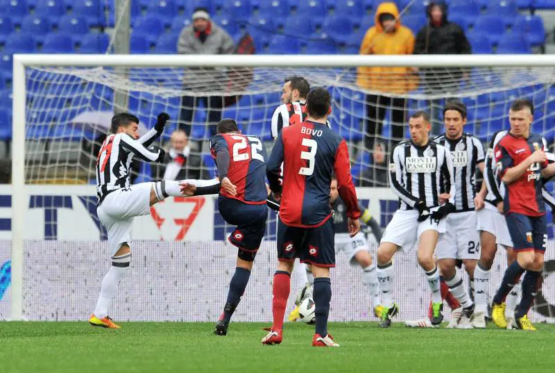 Il Genoa evita almeno il sorpasso