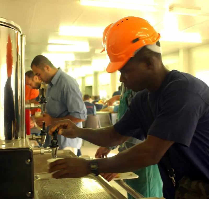 Senza stranieri Milano perderebbe 2.600 imprese