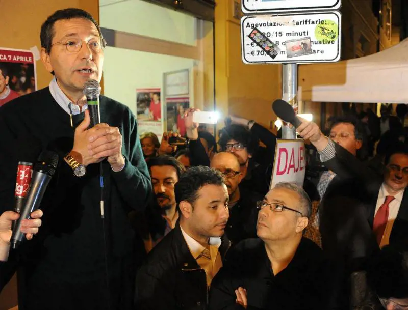 Roma, primarie centrosinistra: vince Marino. Scontro sui brogli