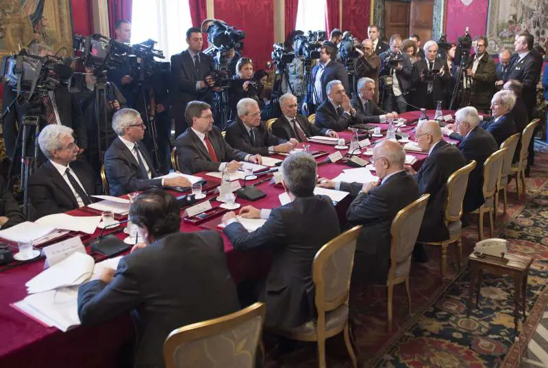 I saggi hanno scoperto l'acqua calda