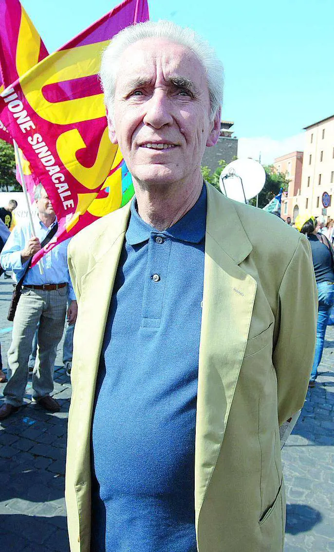 «Rodotà candidato» La mossa di Grillo spiazza la sinistra