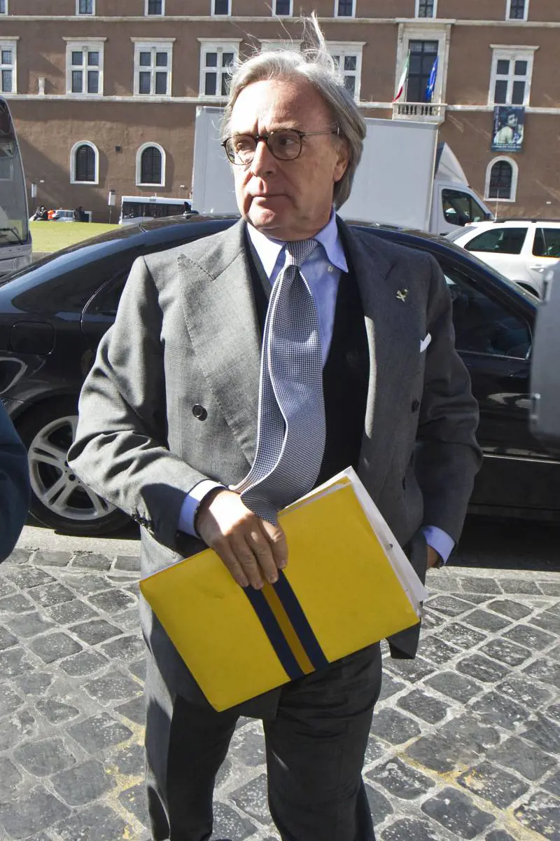 Della Valle: "Rcs va commissariata"