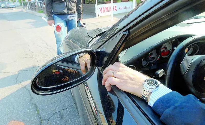 «Ho inseguito a 100 all'ora chi mi ha strappato il Rolex»