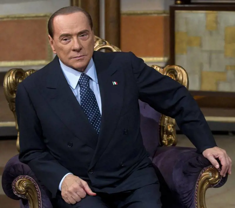 Colpo della Cassazione al Cav: "I processi restano a Milano"