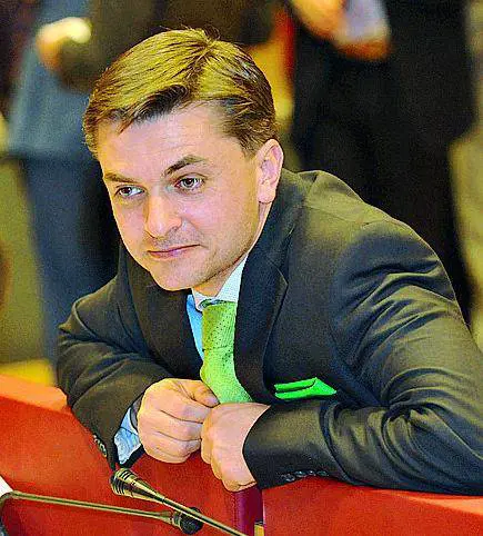 «Il sindaco prenda posizione sulle minacce alla Scarfogliero»