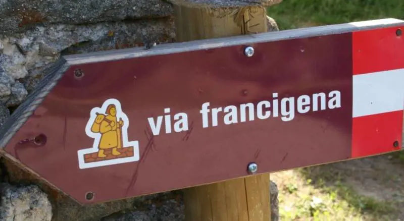 Il miracolo del turismo ligure passa lungo la via Francigena
