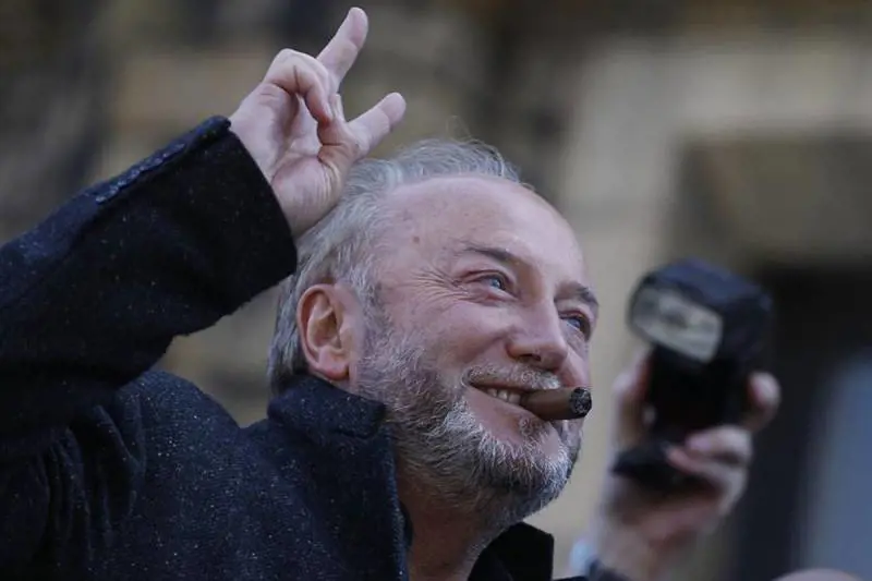 Londra, Galloway: "Paghiamo al-Qaeda per fare lo stesso in siria"