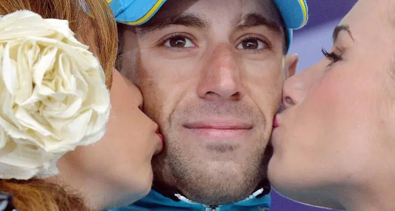 Nibali da leggenda domina le Tre Cime nella tormenta