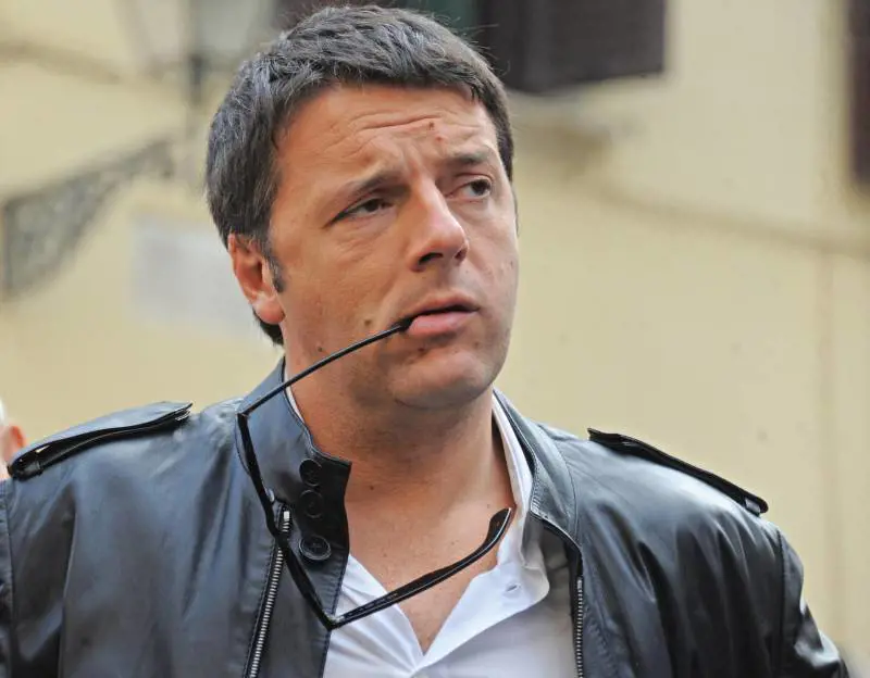 Renzi al bivio: addio al Pd o patto d'acciaio con Letta