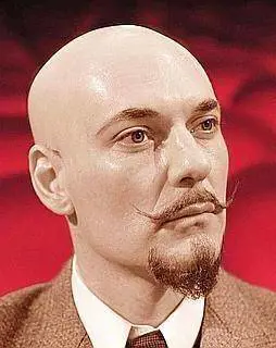 Sylos Labini celebra d'Annunzio con «Cabiria»Stasera al Vittoriale