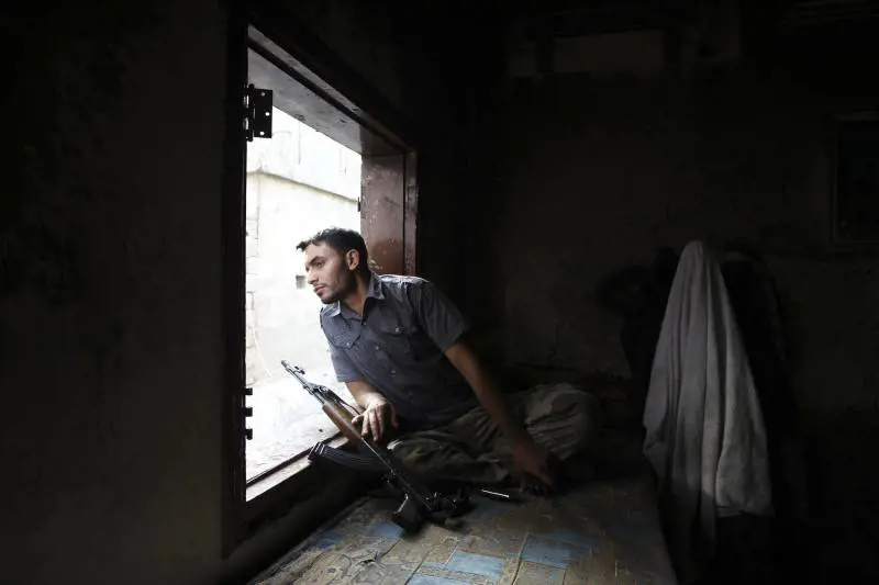 Siria, Ong: 15enne ucciso per eresia Gli Usa pronti ad armare i ribelli?