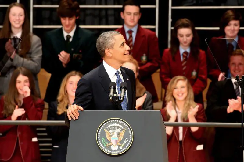 Obama difende Apple, l'Italia si fa del male