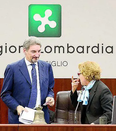 Cattaneo incassa l'approvazione col sostegno di Pdl, Pd e Lega