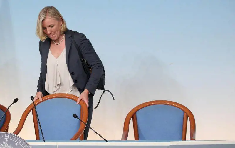 La Idem attacca tutti e non molla la cadrega