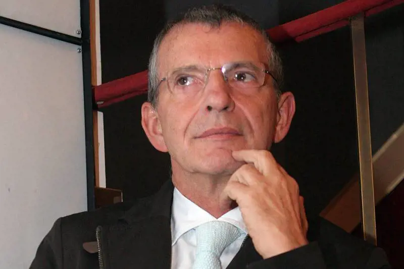AnnoUno, Aldo Busi contro Giulia Innocenzi