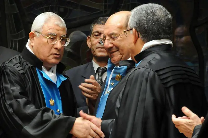 Mansour, l'uomo del mistero a capo del Paese