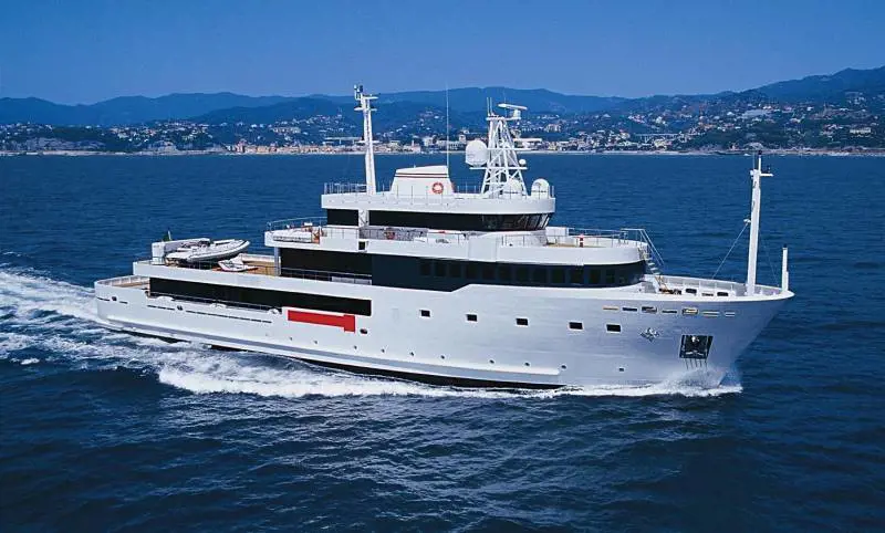 Borsino cantieri Mondo Marine passa di mano, i tedeschi mollano il «Pardo»