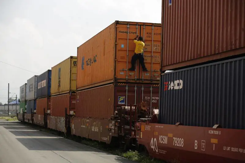 La guerra dei dazi minaccia la ripresa