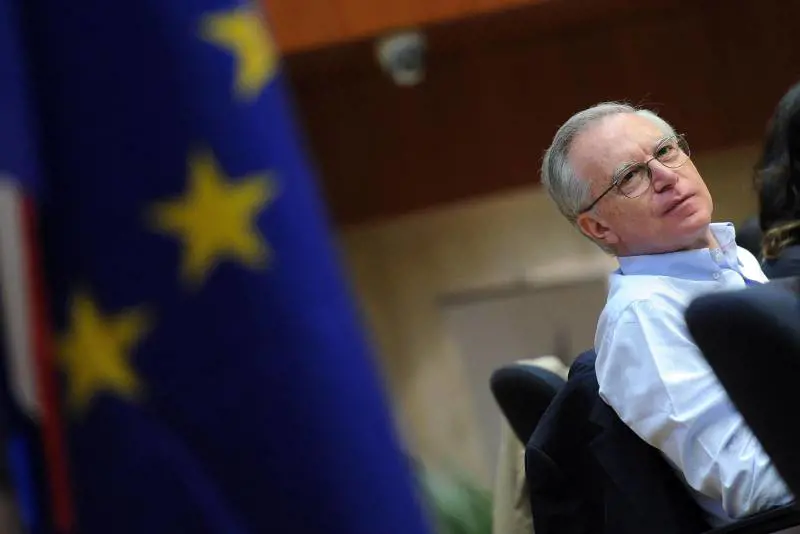 Epifani insegue Grillo: legge sul conflitto di interessi