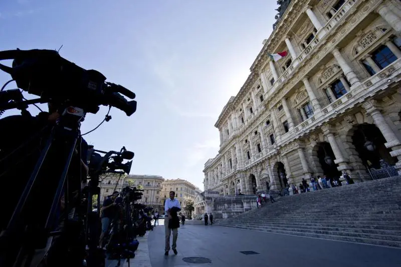 Il circo Palazzaccio, tra tv e curiosi