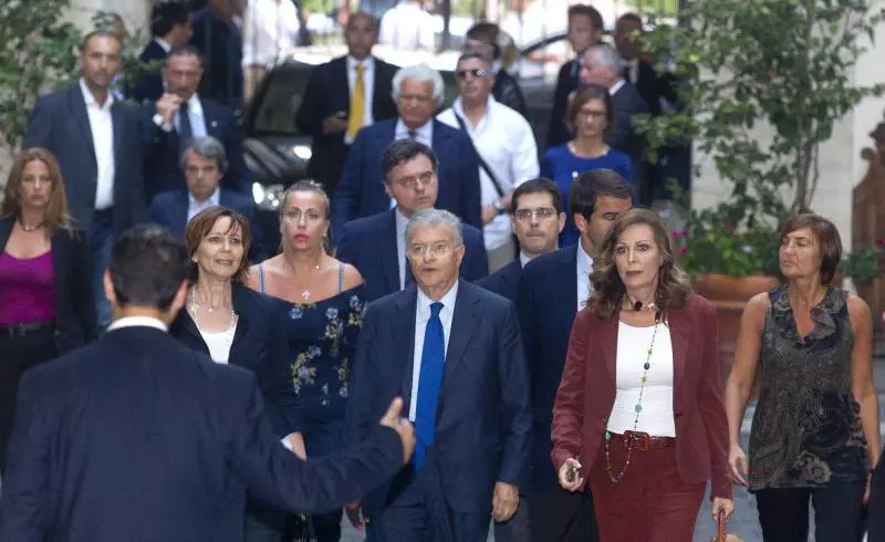 Pdl furibondo: ogni strada è aperta