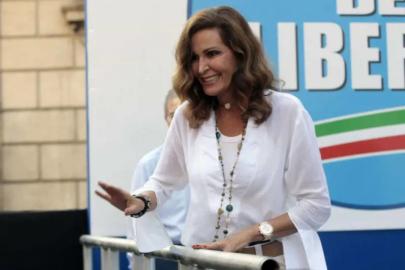 Nel Pdl falchi e colombe alla guerra dei tweet