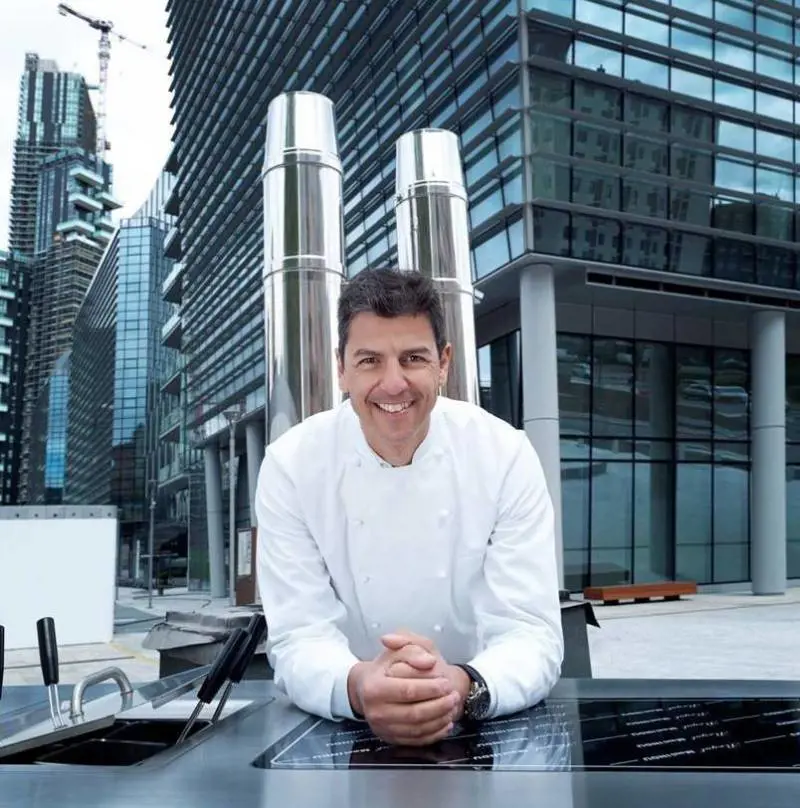 «La mia cucina stellata è un luogo aperto a tutti»