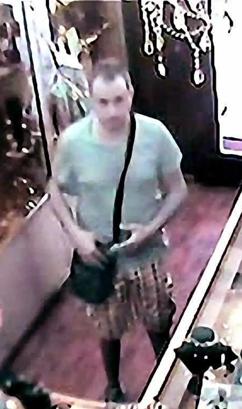 Ecco le foto del killer di Saronno
